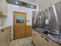 SQUARE 2 (D11), Retail #497413431